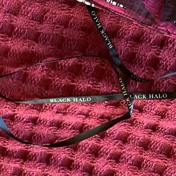 NWOT Black Halo,short fit/flared skirt,silky tapestry fabric,Fuchsia floral, 0 - Picture 8 of 8